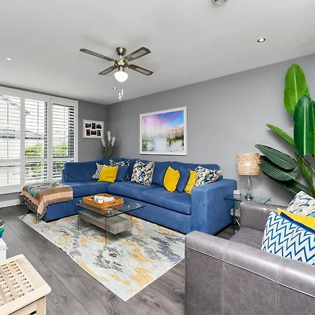Modern Clonsilla Townhouse Sleeps 6 Vakantiehuis Dublin