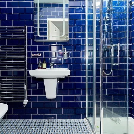 Feriehus Modern Clonsilla Townhouse Sleeps 6 *