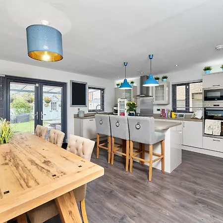 Modern Clonsilla Townhouse Sleeps 6 Feriehus Dublin