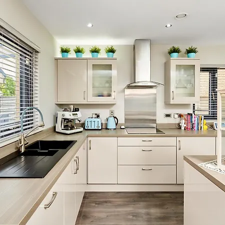 Modern Clonsilla Townhouse Sleeps 6 Dublino