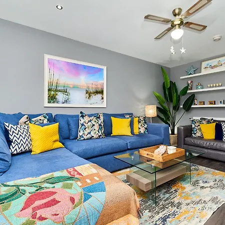 Prázdninový dům Modern Clonsilla Townhouse Sleeps 6 *